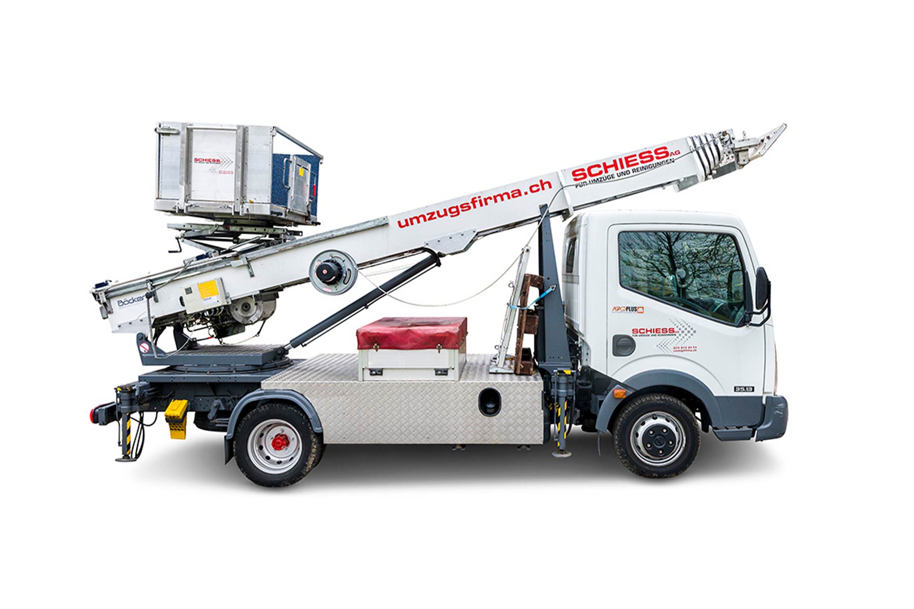 nissann-moebellift